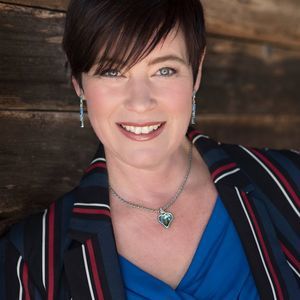 Meet your Posher, Celia